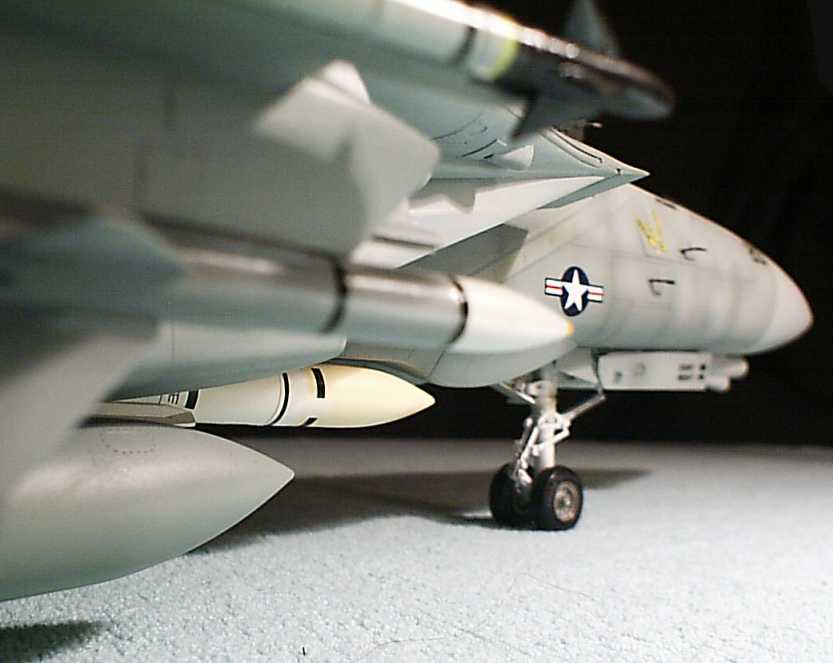f14-a.jpg