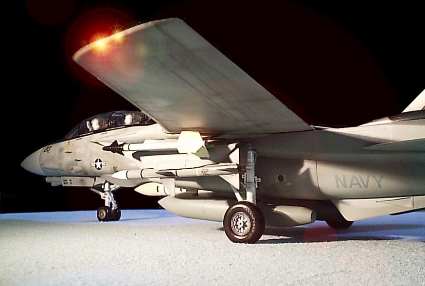 f14-e.jpg